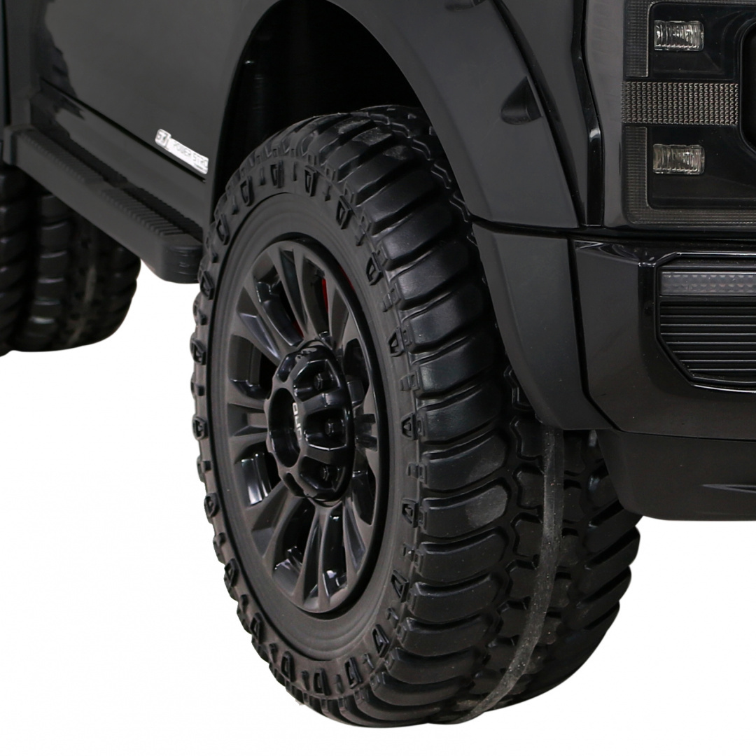 Ford Super Duty Czarny - obrazek 14
