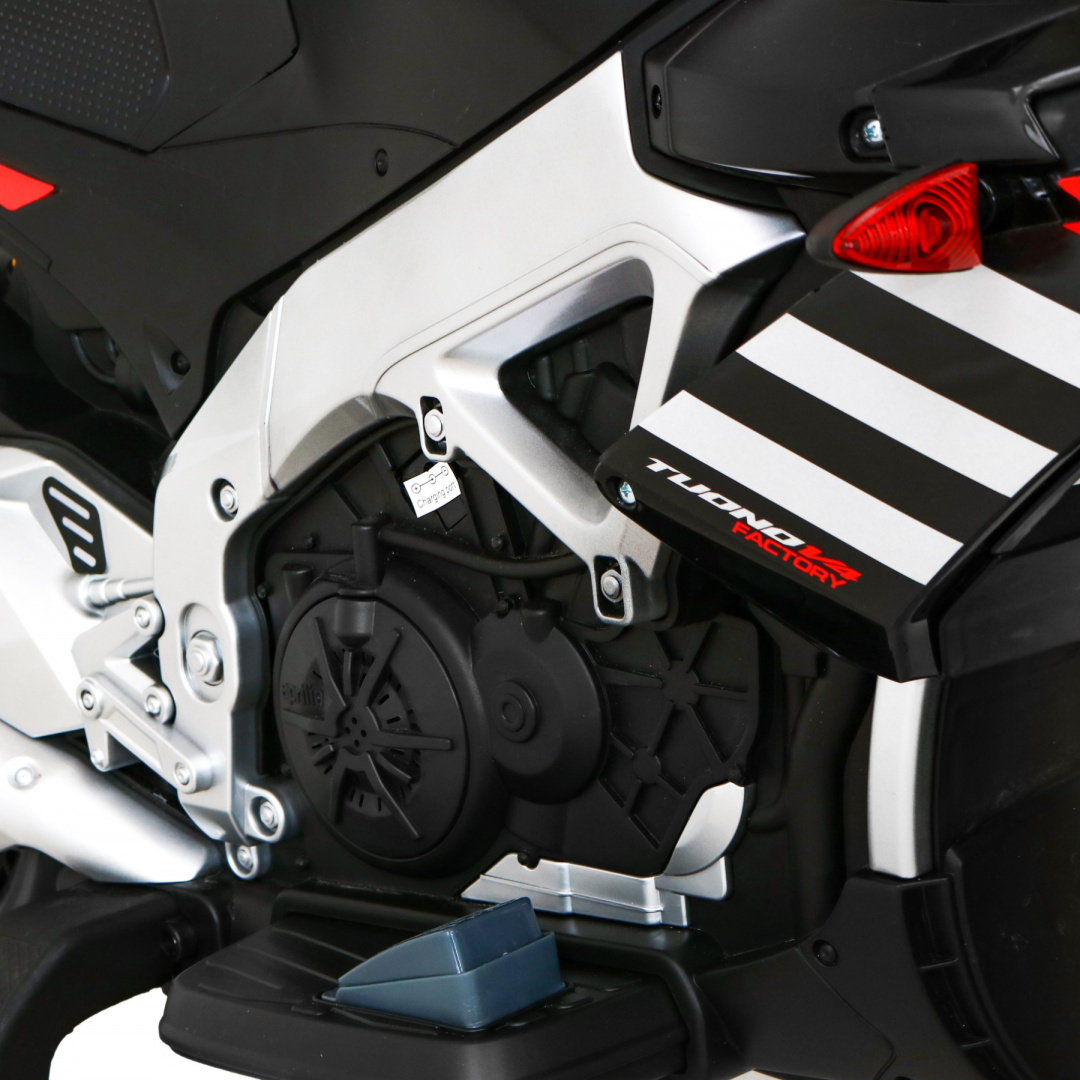 Aprilia Tuono V4 Motor Czarny - obrazek 13