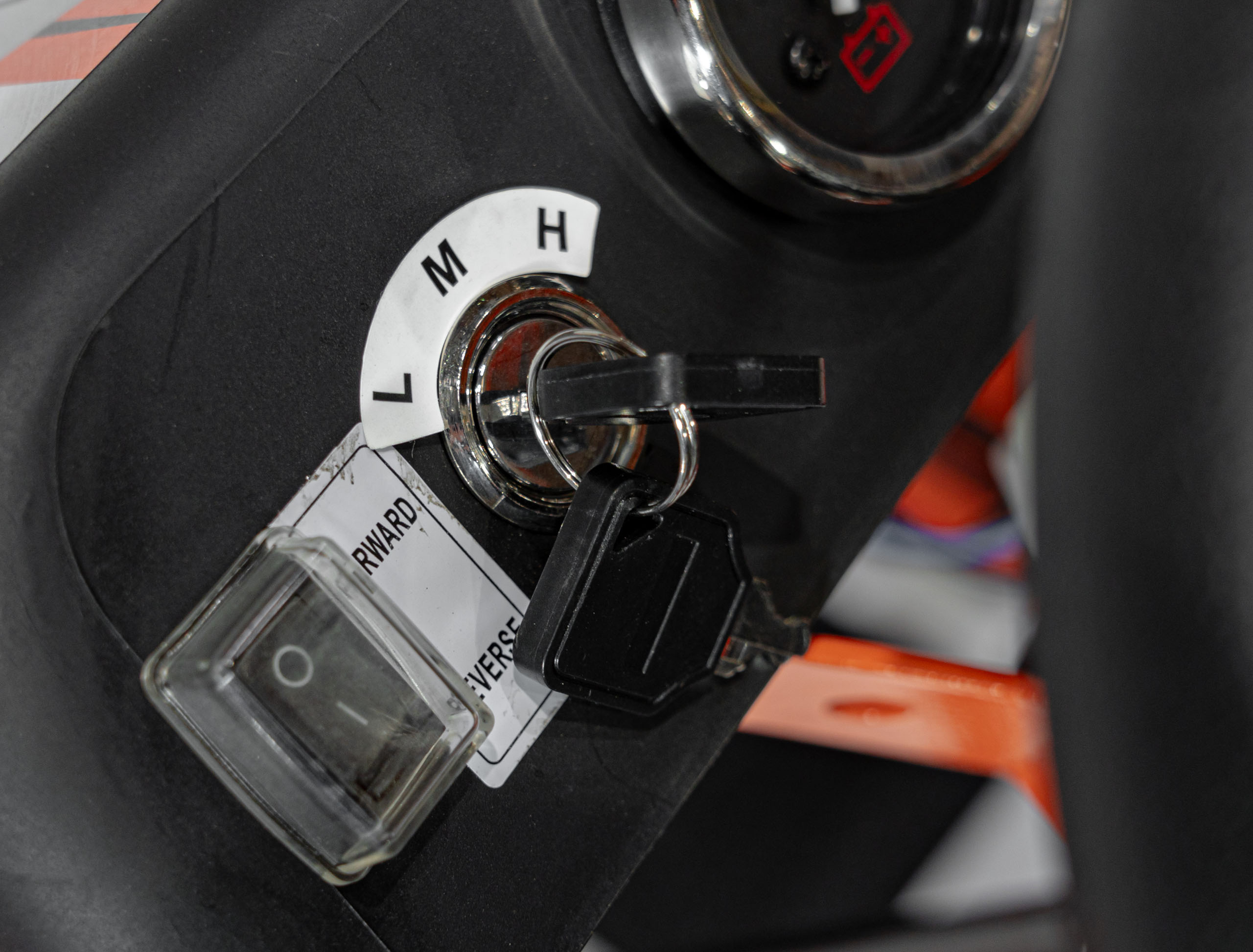 Pojazd MUD MONSTER Na akumulator Pomarańczowy - obrazek 12