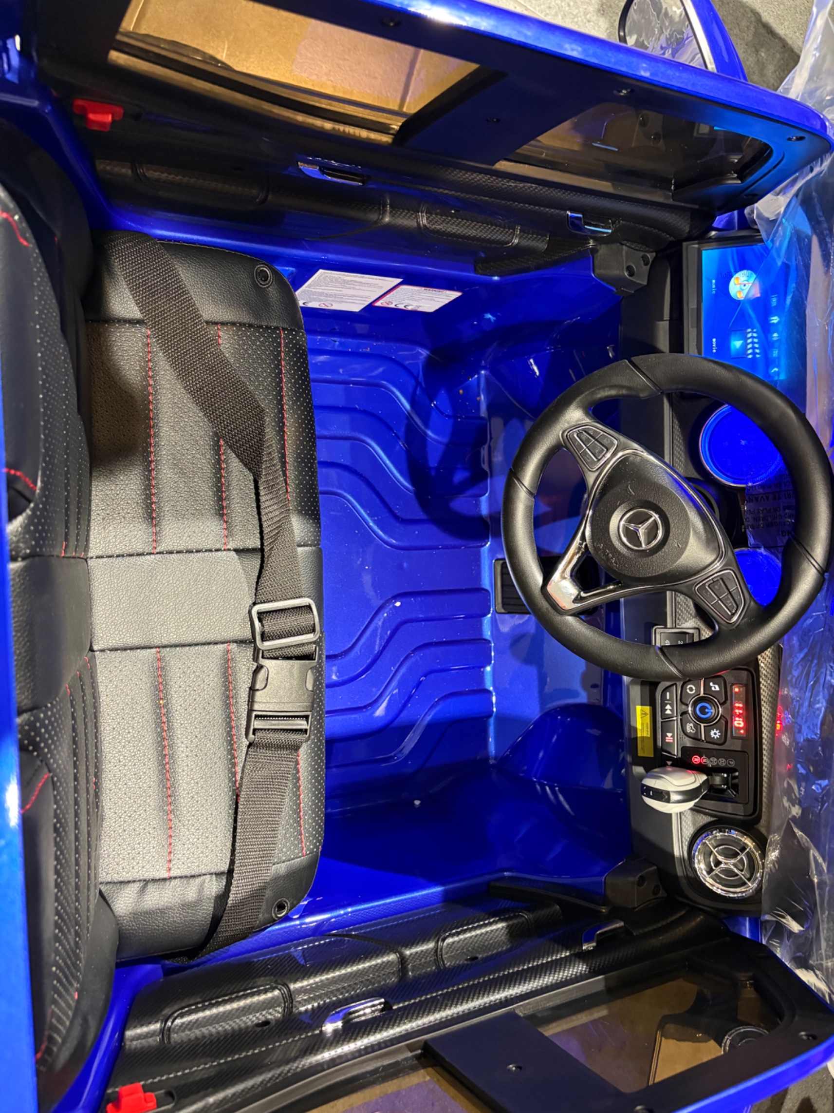 OUTLET pojazd na akumulator Mercedes X-Class lakierowany niebieski - obrazek 11
