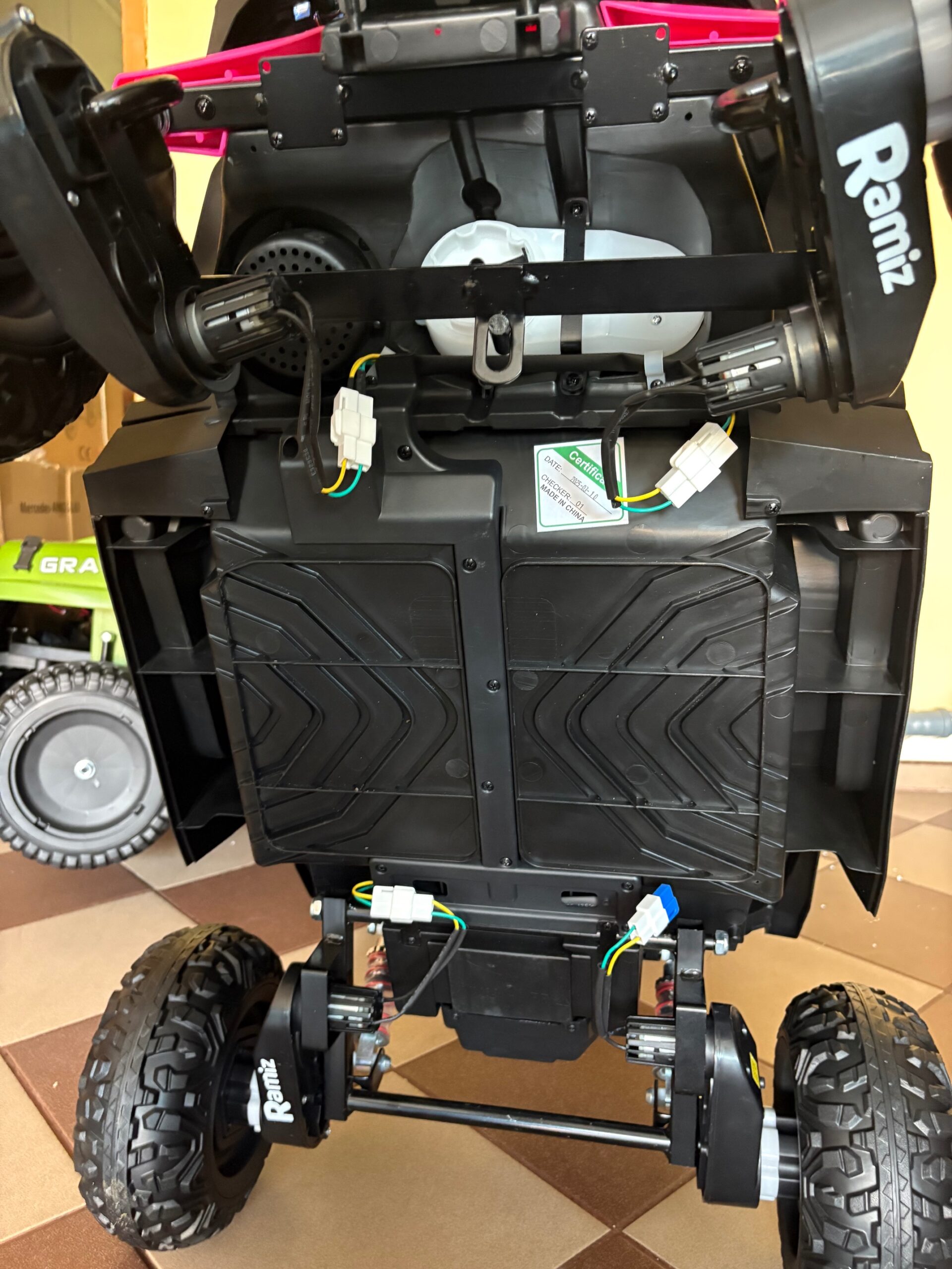 Pojazd Buggy Madman UTV-MX Czerwony - obrazek 12