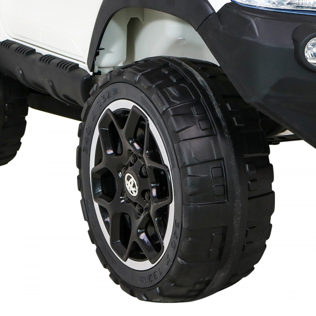 Toyota Hilux Biała 4x4 Autko na akumulator dla dzieci - obrazek 12
